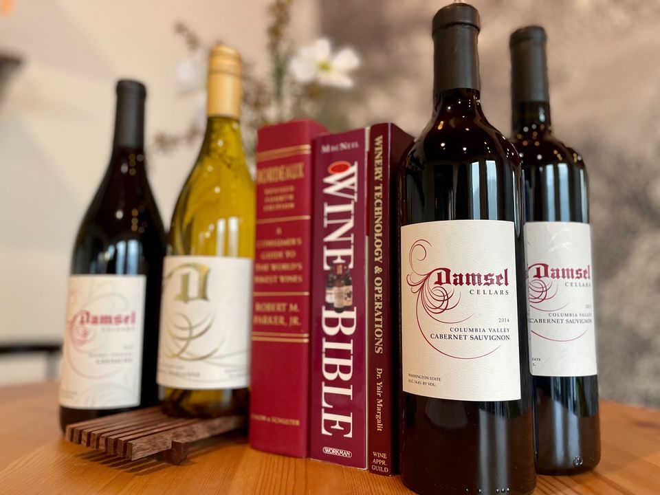 Holiday Happy Hour & Library Glass Pours, 14467 Woodinville Redmond Rd