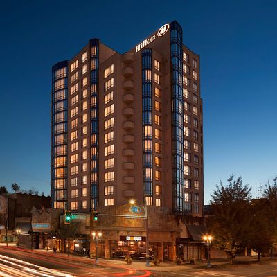 Hilton Vancouver Airport logo