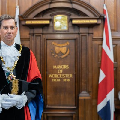 Mayor of Worcester, Cllr Matt Lamb logo