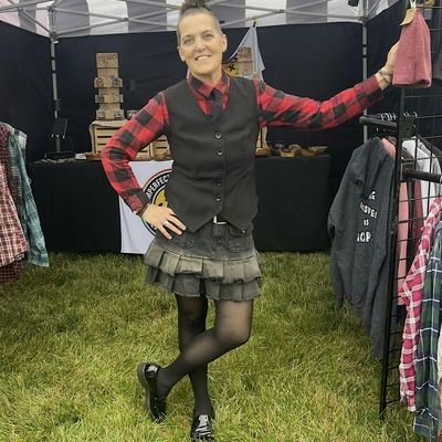 Vicki, Imperfect Perfections logo