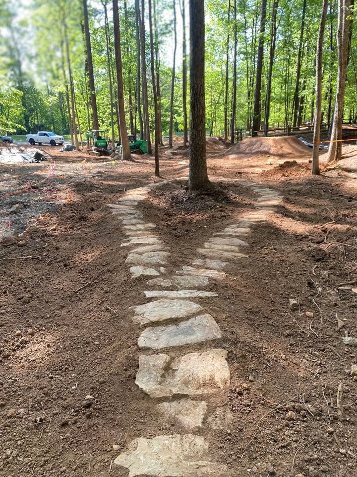 Big Creek Skills Area work party , Big Creek Mountain Bike Park