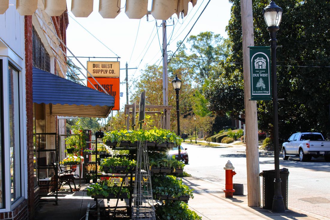 Due West at EAC Theater - Fine Arts Center, 13 December | Event in Thatcher | AllEvents