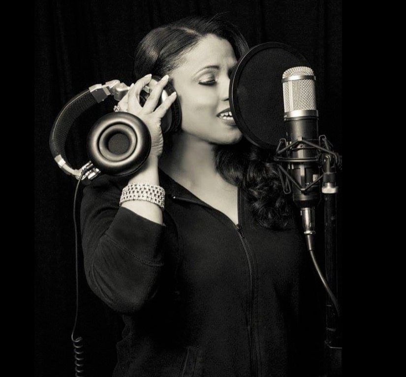 VENAE & THE VYBBE TRIO GRAPES & LADDERS VINEYARD & WINERY, Grapes and Ladders, Ellijay, July