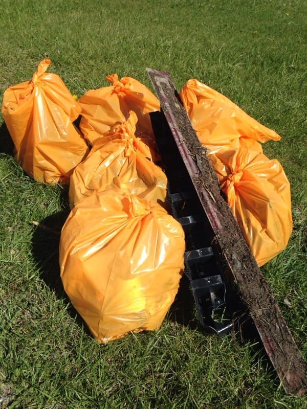 Trash Pick Up Chenoweth Creek Rd, Chenoweth Creek Road, Elkins, 27