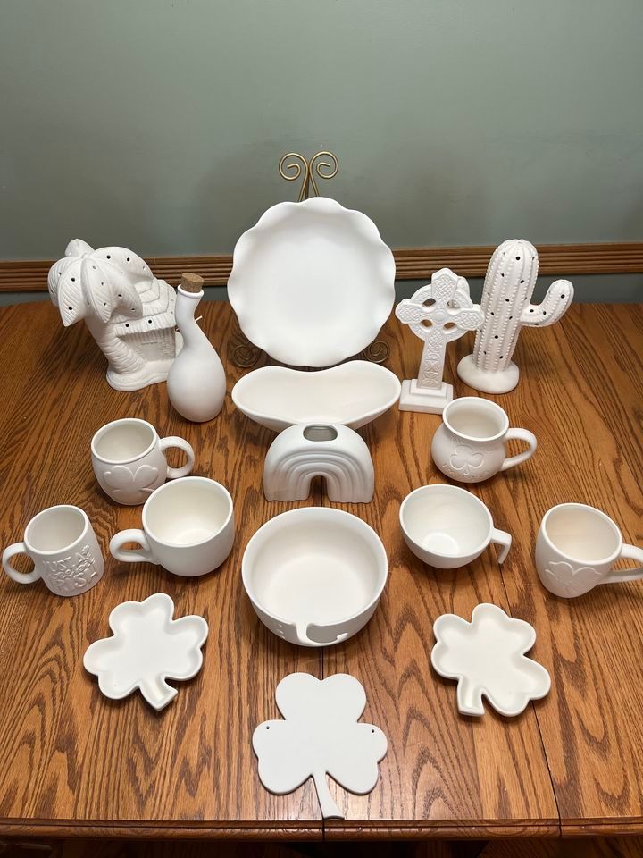 Shamrock Shenanigans Paint Your Own Pottery Event, The Run Grille & Bar