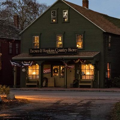 Brown & Hopkins Country Store logo