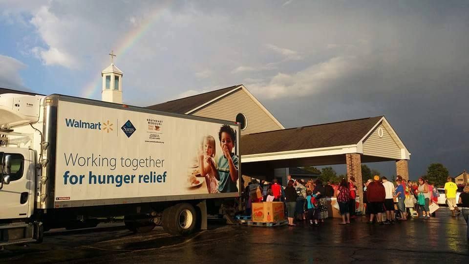 FCC Hosts SEMO Food Bank Mobile Food Truck, Fruitland Community Church