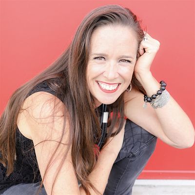 Sarah Davison-Tracy logo