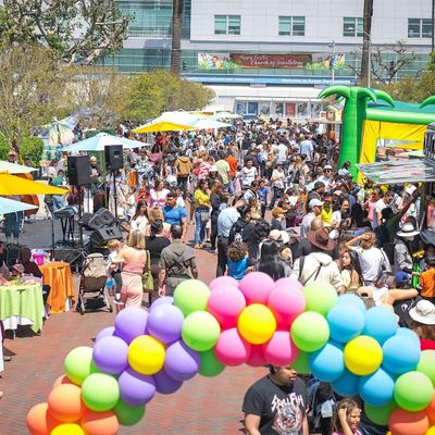 Community Club New York City logo