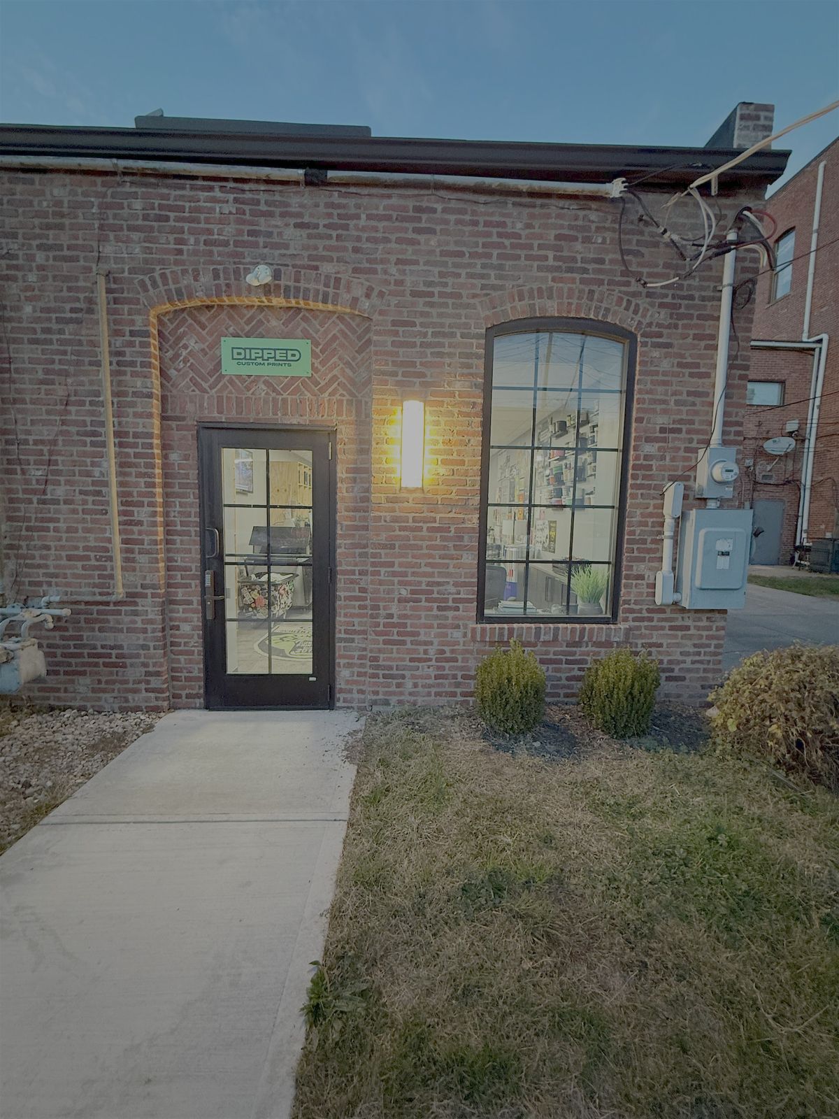 Art on Screen at Dipped