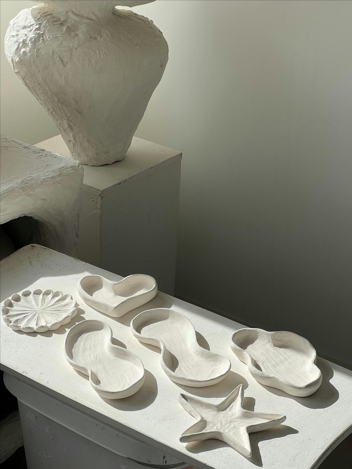 Catch-All Dish Ceramic Class - Intro to Pottery Workshop, 30 November | Event in West Hollywood | AllEvents