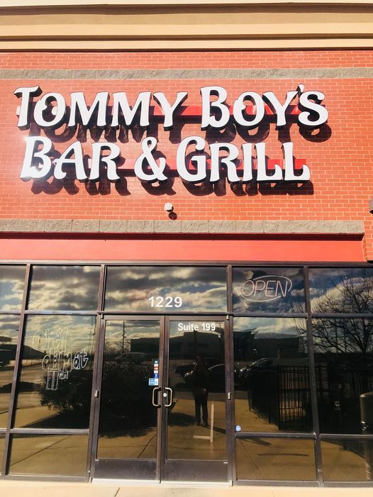 Wentzville Christmas Parade 2022 Saturday Night @ Tommy Boys, Tommy Boy's Bar & Grill, Wentzville, March 12  2022 | Allevents.in