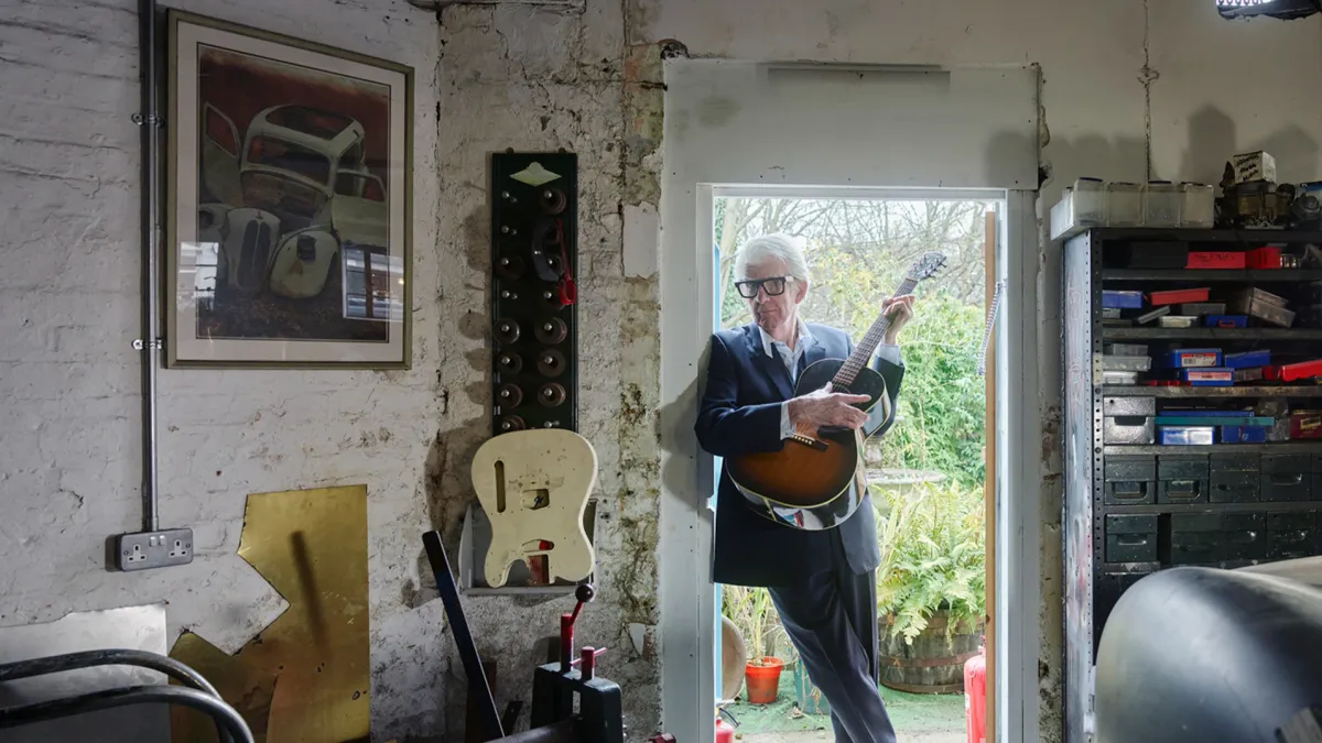 Nick Lowe, Los Straitjackets in Asbury Park, 15 August | Event in Asbury Park | AllEvents