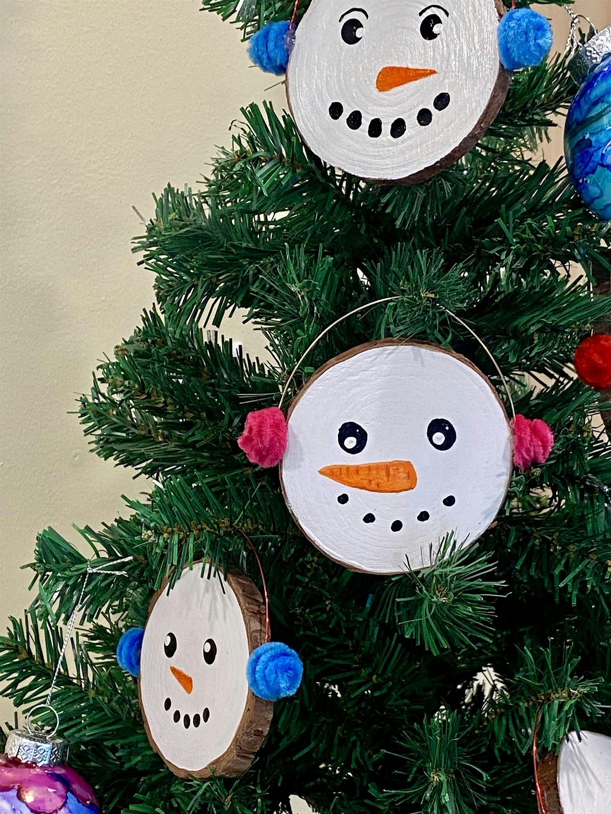 Whimsical Wood Slice Snowmen, 5 December | Event in Grafton | AllEvents