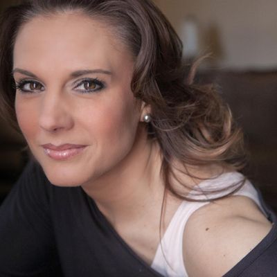 Terri Rozyla - Mindset Coach, ERYT, INHC, Speaker