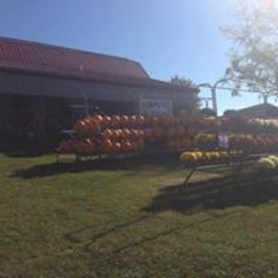 R Farm Pumpkin Festival