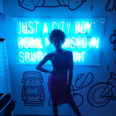 D. Nicole Consults logo