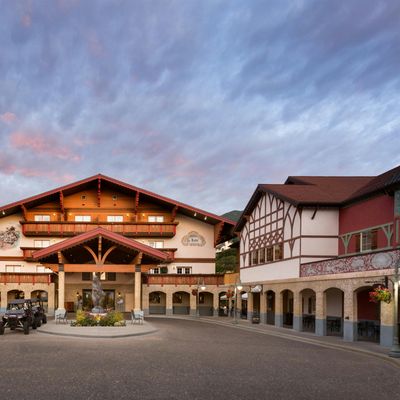 Zermatt Utah Resort & Spa logo