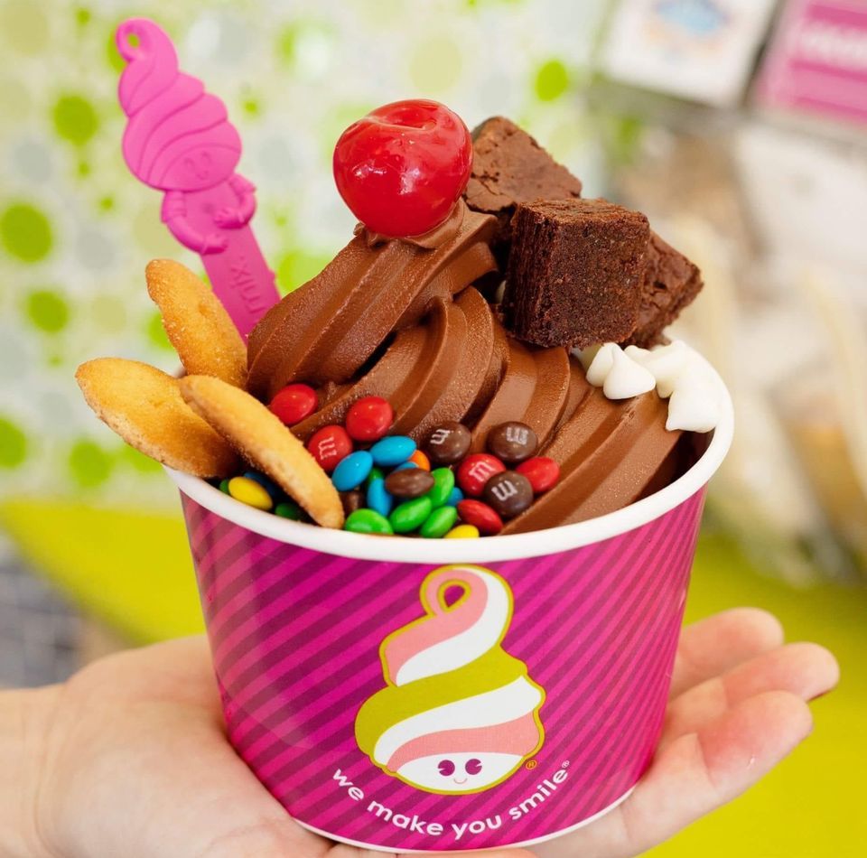 5 Fill Up Your Cup, Menchie's Frozen Yogurt (Airport Center