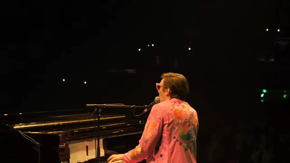 Parking Tim Cridland - Sir El Tom John, 21 November | Event in Thousand Oaks | AllEvents