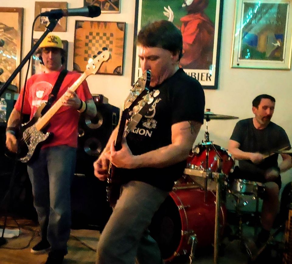 The Daisy Pushers and TBA at Pavles Lounge, Pavle's Lounge, Kenosha, 6