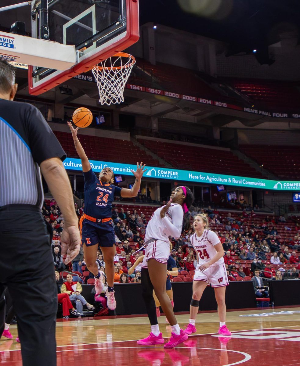 Wisconsin Badgers at Illinois Fighting Illini Womens Volleyball at University of Illinois - Huff Hall, 15 November