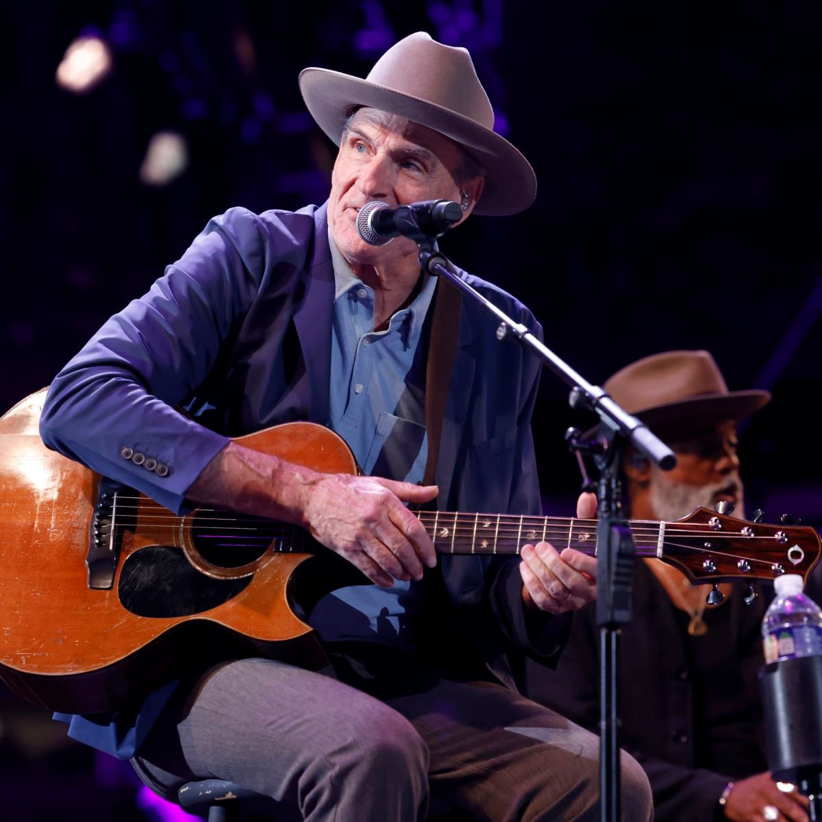 James Taylor at RV Inn Style Resorts Amphitheater, 23 May | Event in Ridgefield | AllEvents