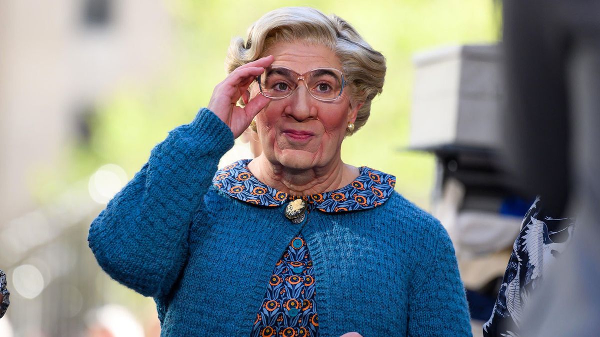 Mrs. Doubtfire - Evans, 19 April | Event in Evans | AllEvents