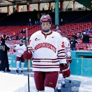Boston University Terriers at UMass Minutemen Mens Hockey