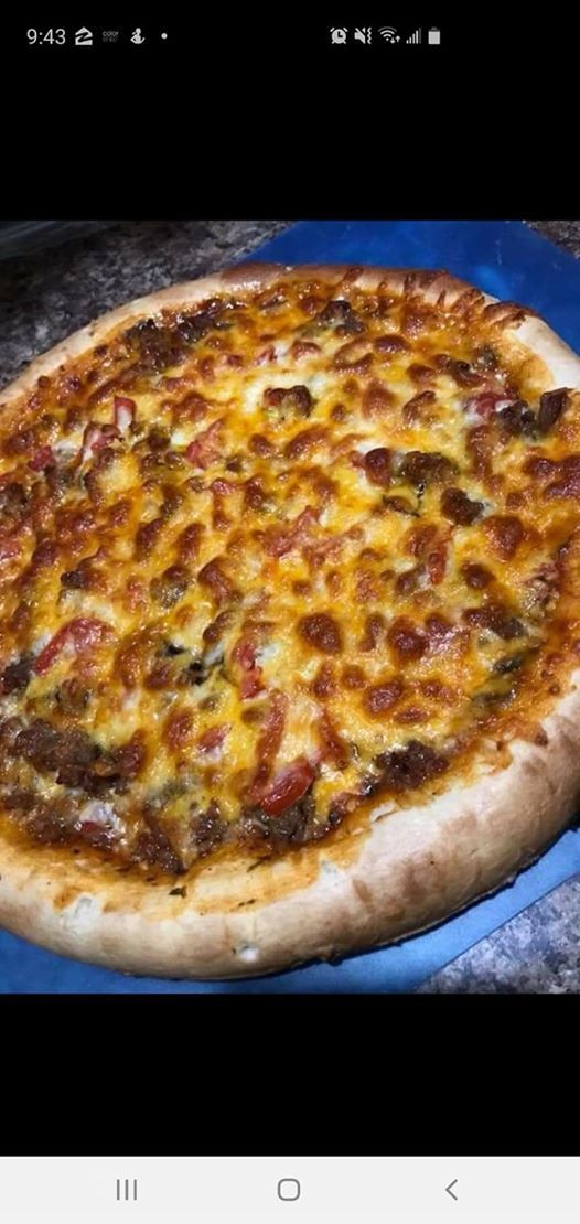 Wood Fired Pizza Is Back!, The Lucky Donkey Bar and Grill LLC, Boxholm