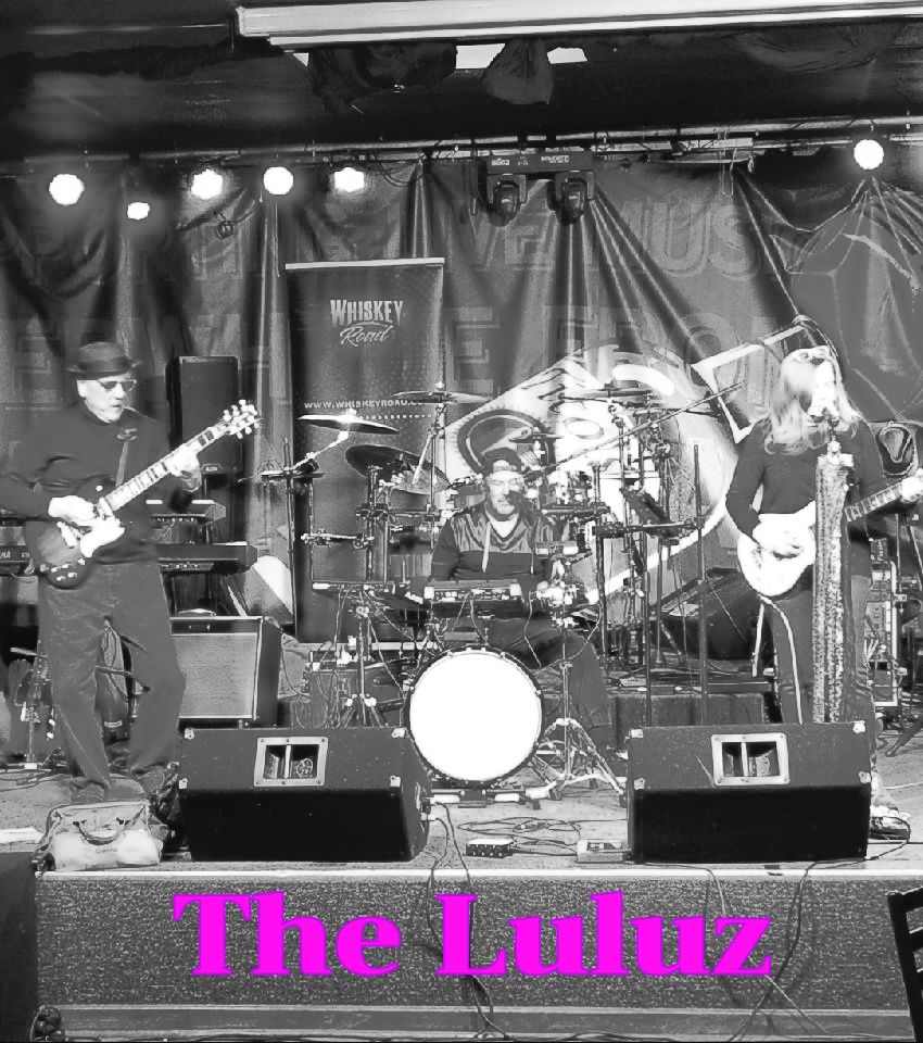 The Luluz at Mugshots Sports Bar & Grill, Mugshots Grill, Homer Glen