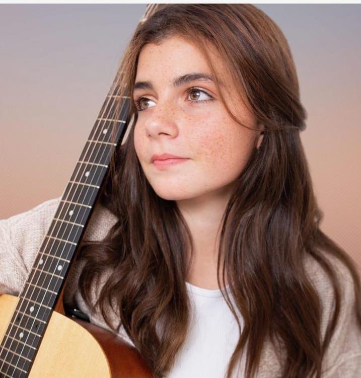 Julia Roome Debut Live Tonys!!!, Tony's Restaurant Pizza & Pub