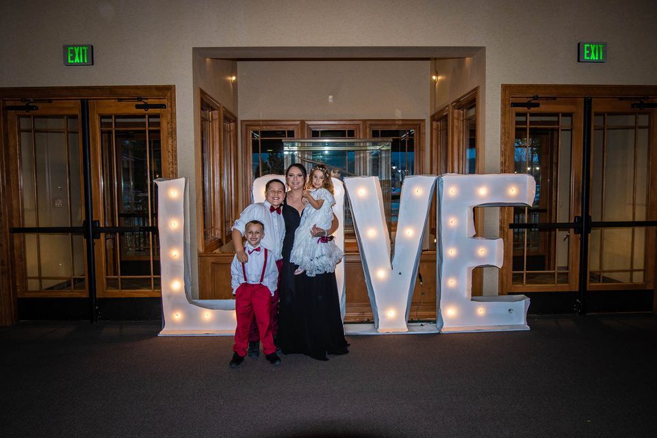 Moms Night Dinner , Engine 8 Urban Winery, Sparks, June 17 2023