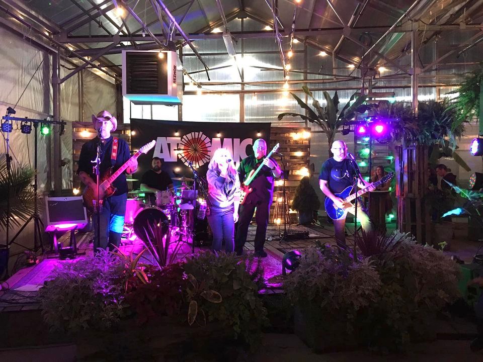 Atomic Annie Horrocks Beer Garden , Horrocks Farm Market, Lansing