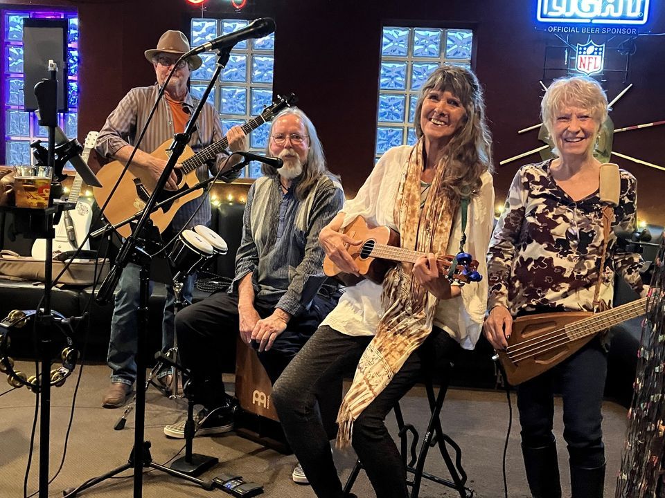 Alive n Kikin plays the 10/12 Lounge, 1012 Lounge, Clarkdale, April 11