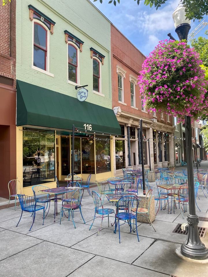 Lunch With The Grinch, Sam & Greg's Pizzeria/Gelateria Huntsville