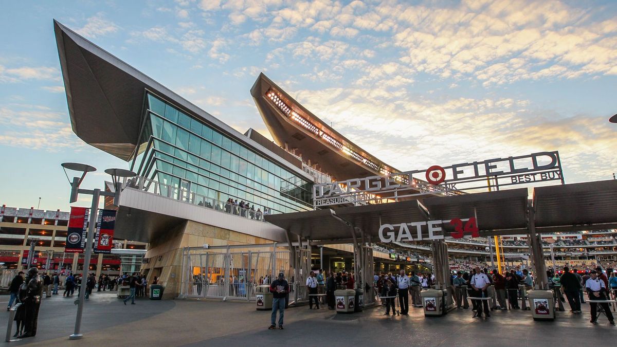 Kansas City Royals at Minnesota Twins at Target Field, Target Field ...