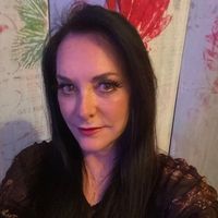 Yvette McCue Lyons