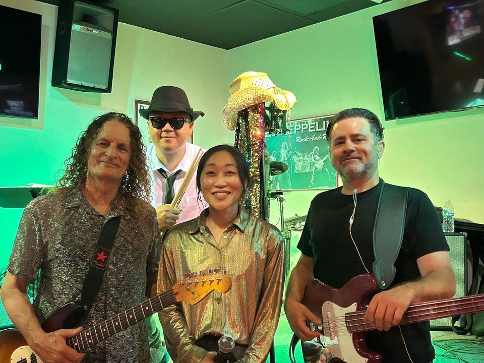 "Sunday Funday" at the Hive in Anaheim Hills!, The Hive Sports Bar and