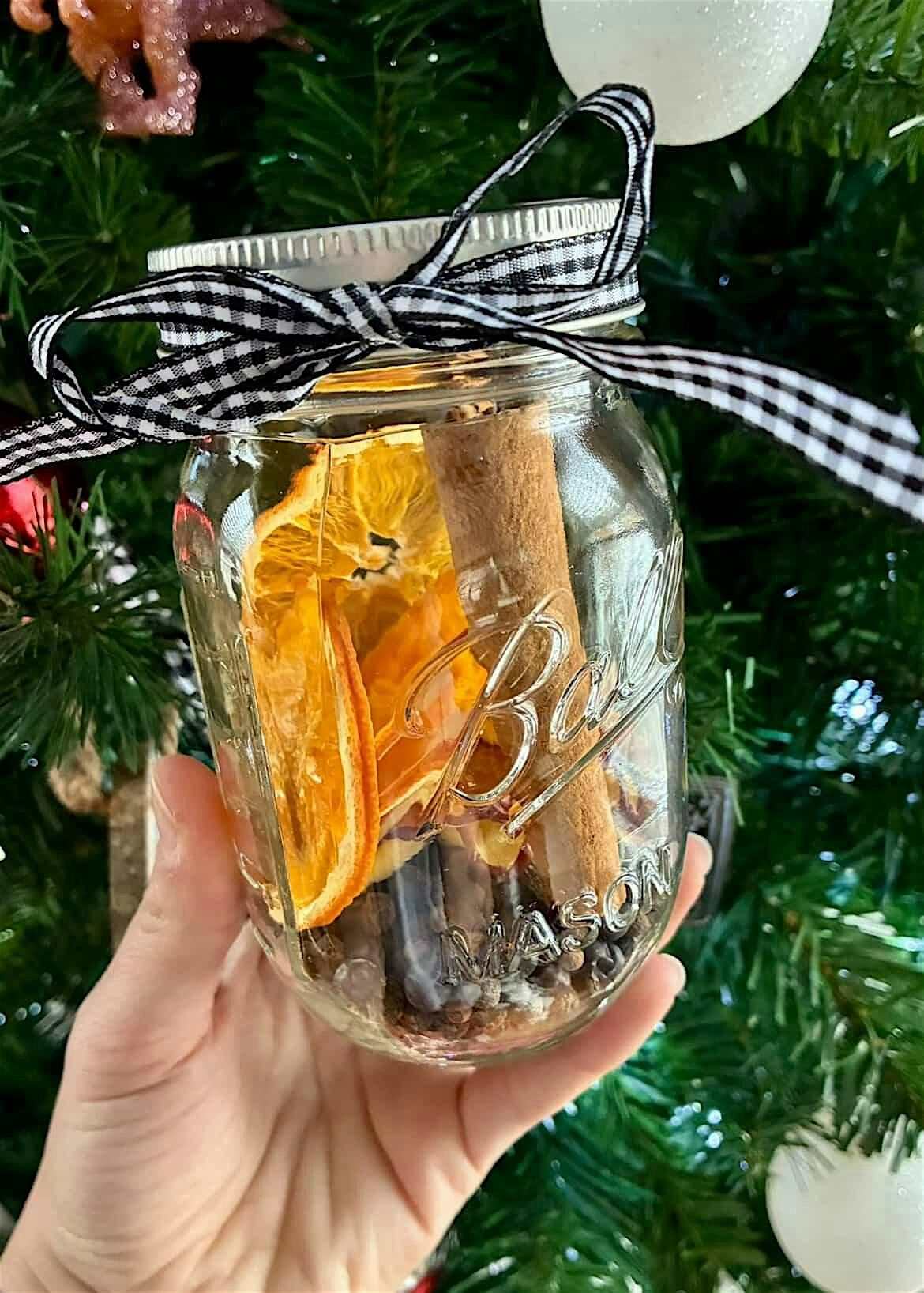 Craft Night: Handcrafted Simmer Pots, 18 December | Event in Camillus | AllEvents