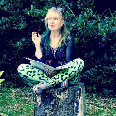 Michelle Baharier logo