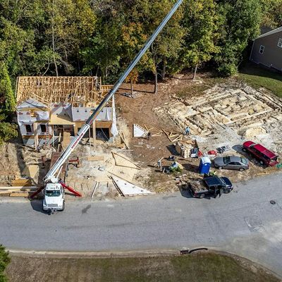 Oakwood Builders, LLC logo