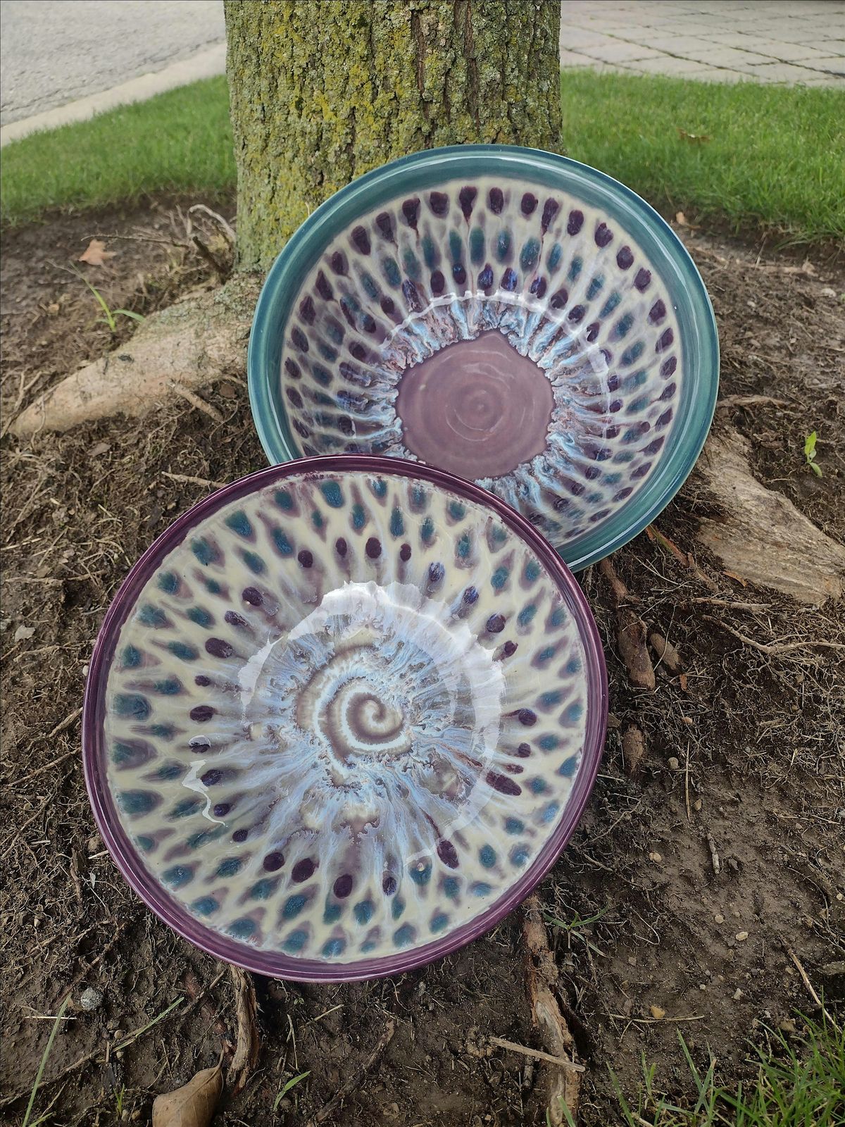 Stoneware Serving Bowl -  Paint and Sip with Wine, 14 December | Event in London | AllEvents