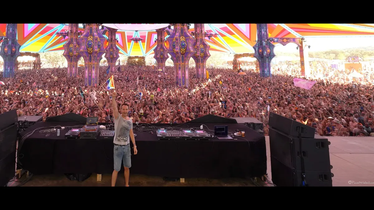 Avalon, Dj Goro, Ben Hemsley, Kristiano, Darren Porter, David Forbes, Jan Loechel, ATB, Johan Gielen, Paul van Dyk, Bryan Kearney in Gliwice, 11 April