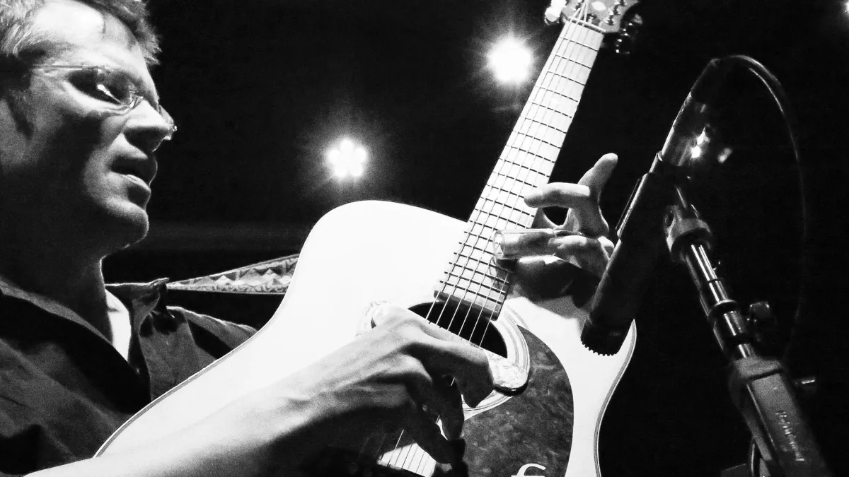 Luther Dickinson, Robert Finley in Lessines, 1 May | Event in Lessines | AllEvents