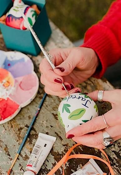 Ceramic Bauble Decorating, 7 December | Event in Kirkcaldy | AllEvents